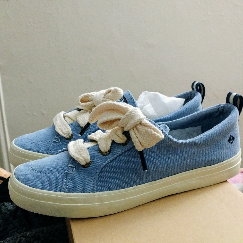 Women's Size 8.5 Sperry Crest Vibe Shoes